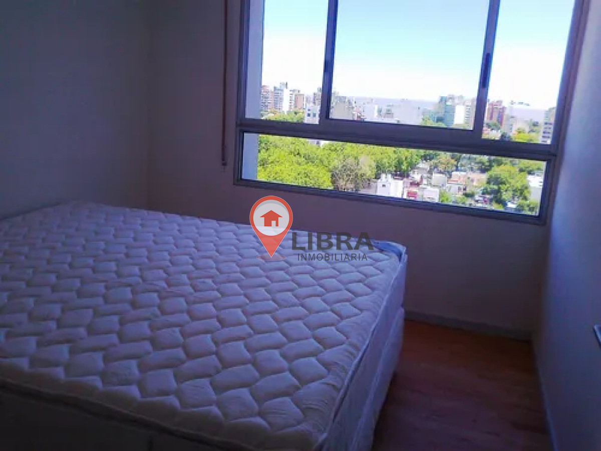 Apartamento ID.10215 - HERMOSO PENTHAUSE AMUEBLADO EN PUNTA CARRETAS