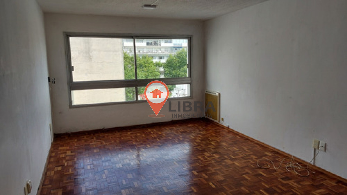 Apartamento ID.9209 - Alquiler Monoambiente En Sarmiento Y Bv España En Pocitos