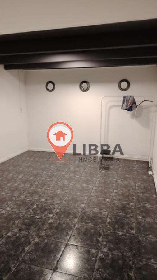 Apartamento ID.9954 - Alquiler Apartamento Interior Tipo Dúplex En Brazo Oriental 