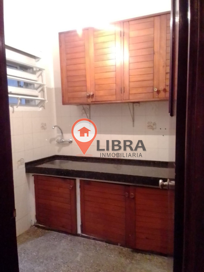 Apartamento ID.4777 - Alquiler Apartamento Iluminado Patio Azotea 2 Dorm Larrañaga