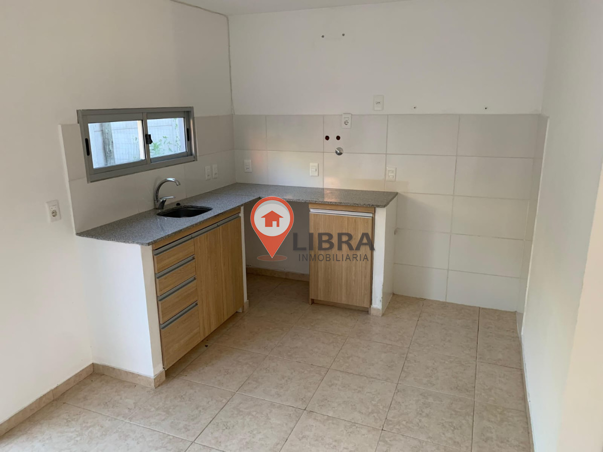 Apartamento ID.5855 - Hermoso Duplex con 2 Dorm Patio y Cochera