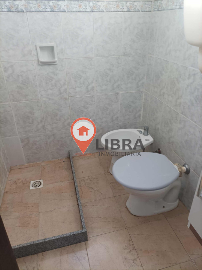 Apartamento ID.8597 - Alquiler Apartamento 3 Dormitorios Parrillero Malvin Norte