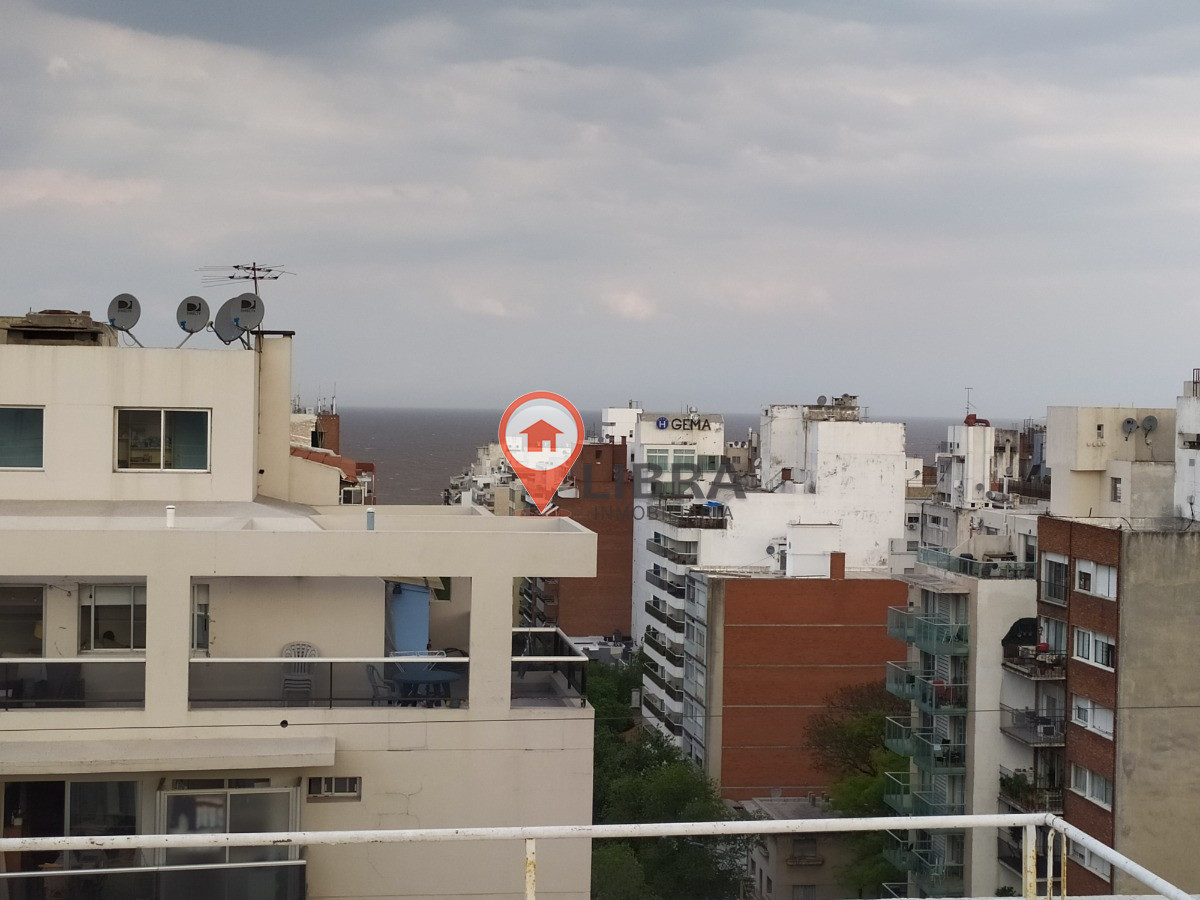Apartamento ID.8660 - Penthouse Duplex De 3 Dorm Espectacular Barbacoa Con Terraza Y 2 Garajes