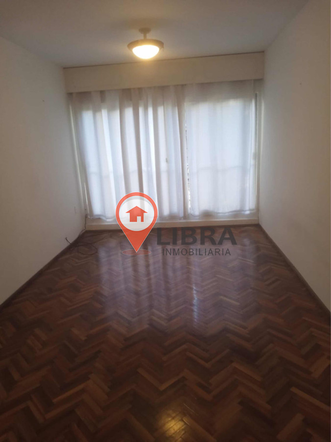 Apartamento ID.8679 - Hermoso Apartamento De 2 Dorm Muy Iluminado