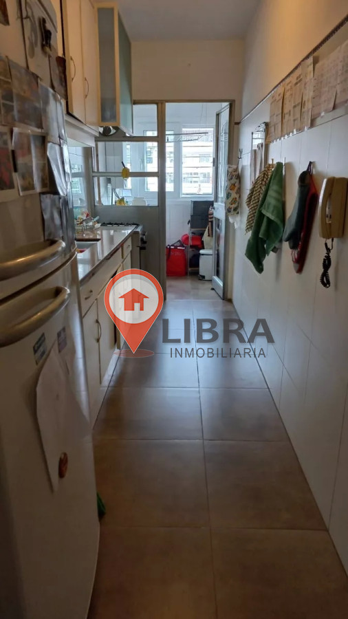 Apartamento ID.1525 - Venta 3 Dormitorios 2 Baños Cómodo Y Amplio En Pocitos