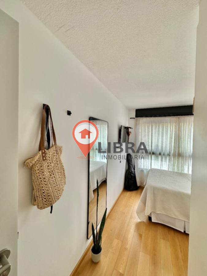 Apartamento ID.9120 - Venta Apartamento Amueblado Pocitos  2 Dormitorios 2 Baños Garage
