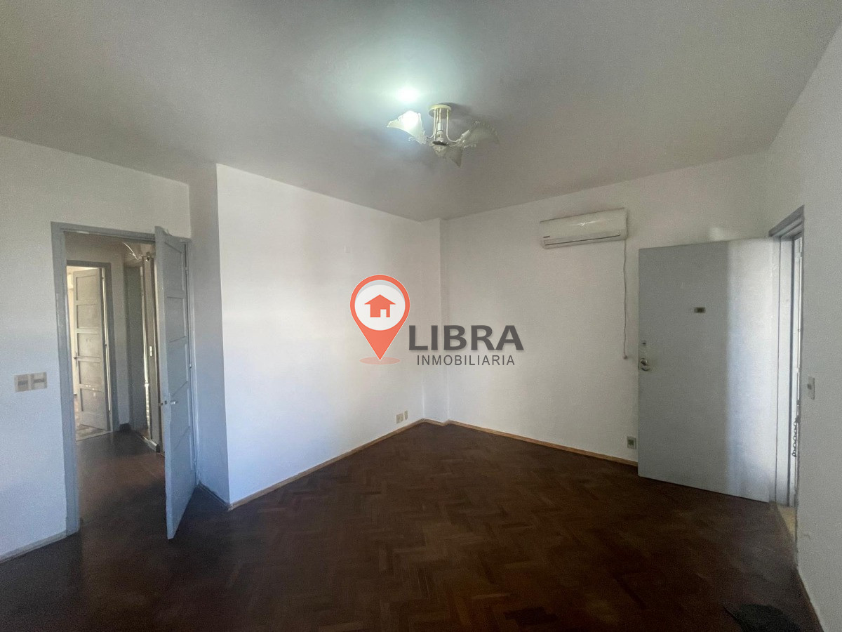 Apartamento ID.7699 - Alquiler Apartamento 2 Dormitorios Al Frente A 50 Mt De Playa Malvin Parrillero