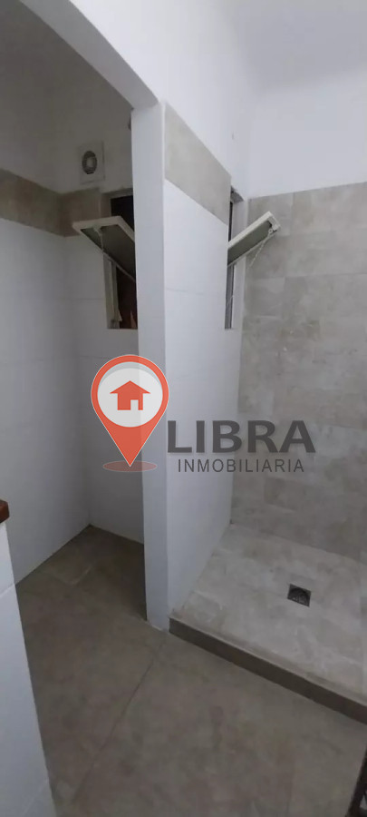 Apartamento ID.8986 - Alquiler Apartamento De 2 Dormitorios 2 Baños En Centro