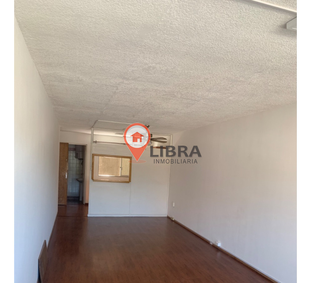 Apartamento ID.8441 - Alquiler De Monoambiente Dividido En Cordón