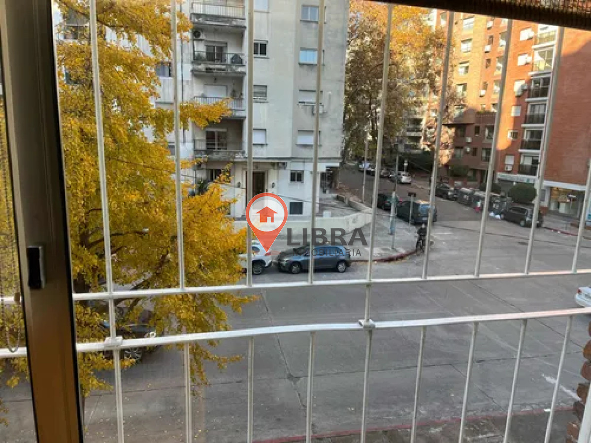 Apartamento ID.10032 - Hermoso Apartamento De 3 Dormitorios En Punta Carretas