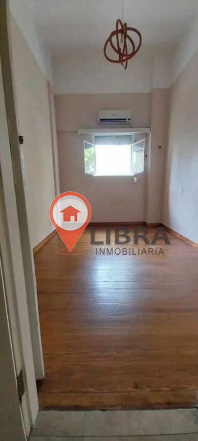 Apartamento ID.8986 - Alquiler Apartamento De 2 Dormitorios 2 Baños En Centro