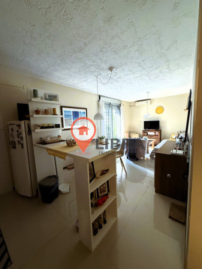 Apartamento ID.10234 - Venta Apartamento 1 Dormitorio Con Renta Planta Baja Patio En Parque Batlle
