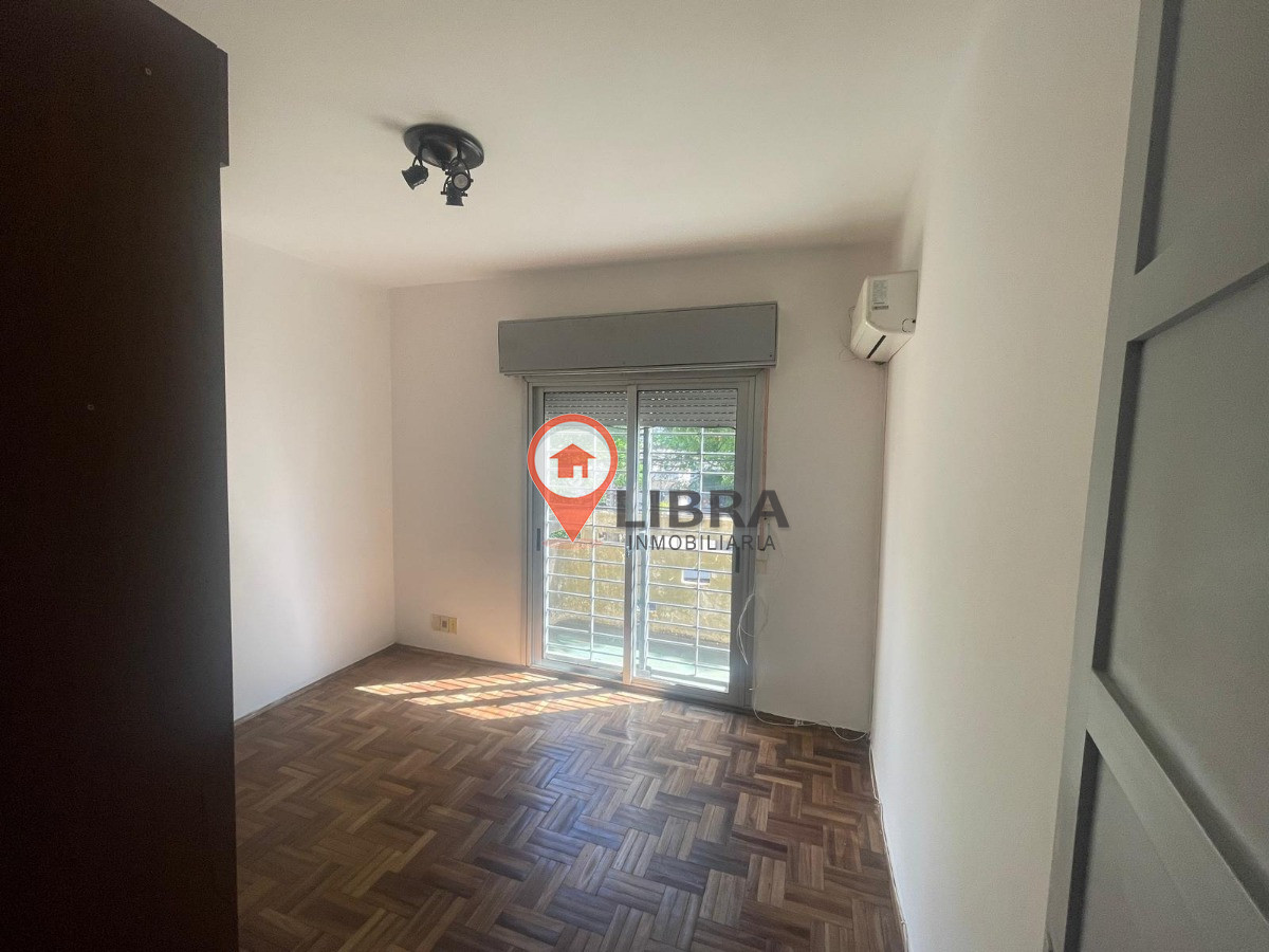 Apartamento ID.7699 - Alquiler Apartamento 2 Dormitorios Al Frente A 50 Mt De Playa Malvin Parrillero