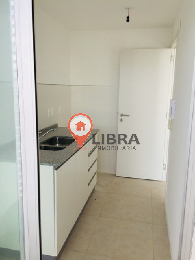 Apartamento ID.10010 - ALQUILER APARTAMENTO EN CORDON 2 DORMITORIO Y GATAJE EN PISO 10!!