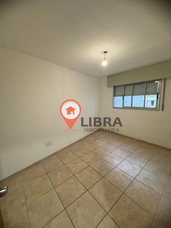 Apartamento ID.8649 - Apartamento En Alquiler En Tres Cruces 1 Dormitorio 