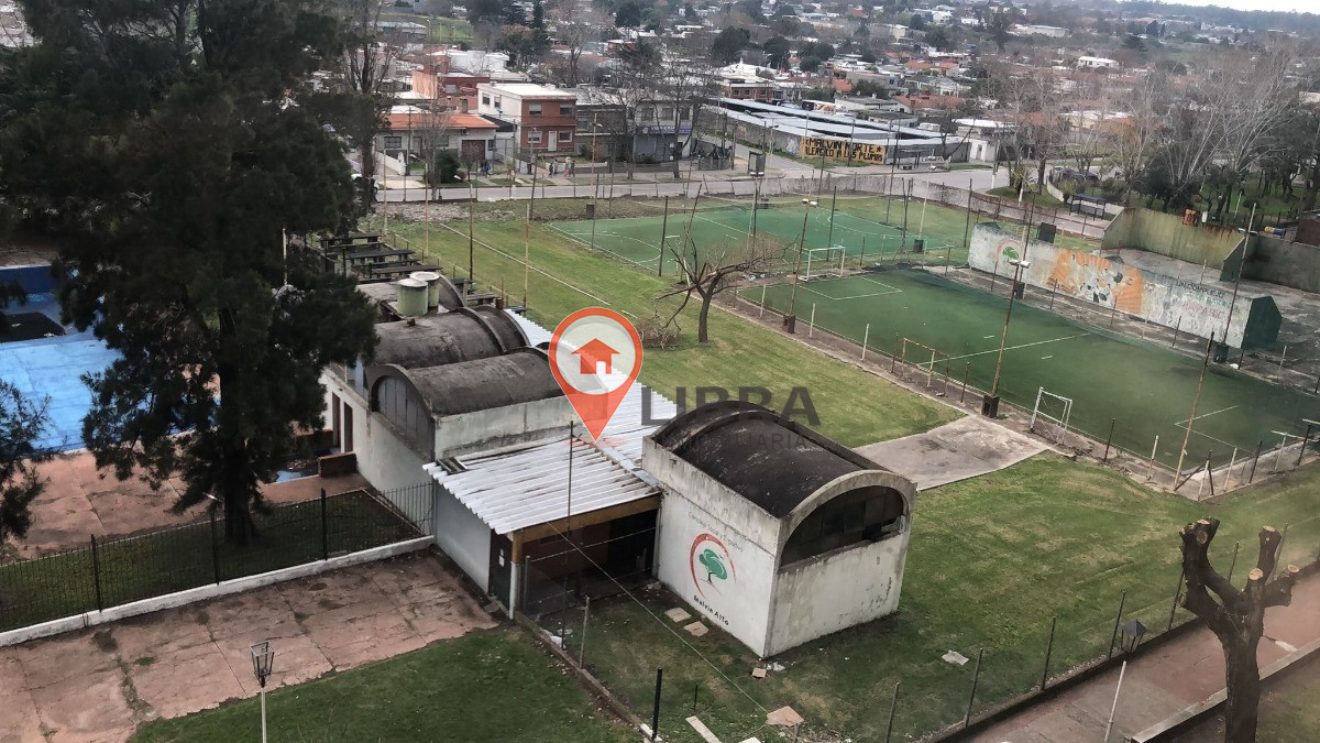 Apartamento ID.404 - Apartamento En Venta o alquiler, De 3 Dormitorios, En Camino Carrasco, Malvín Norte