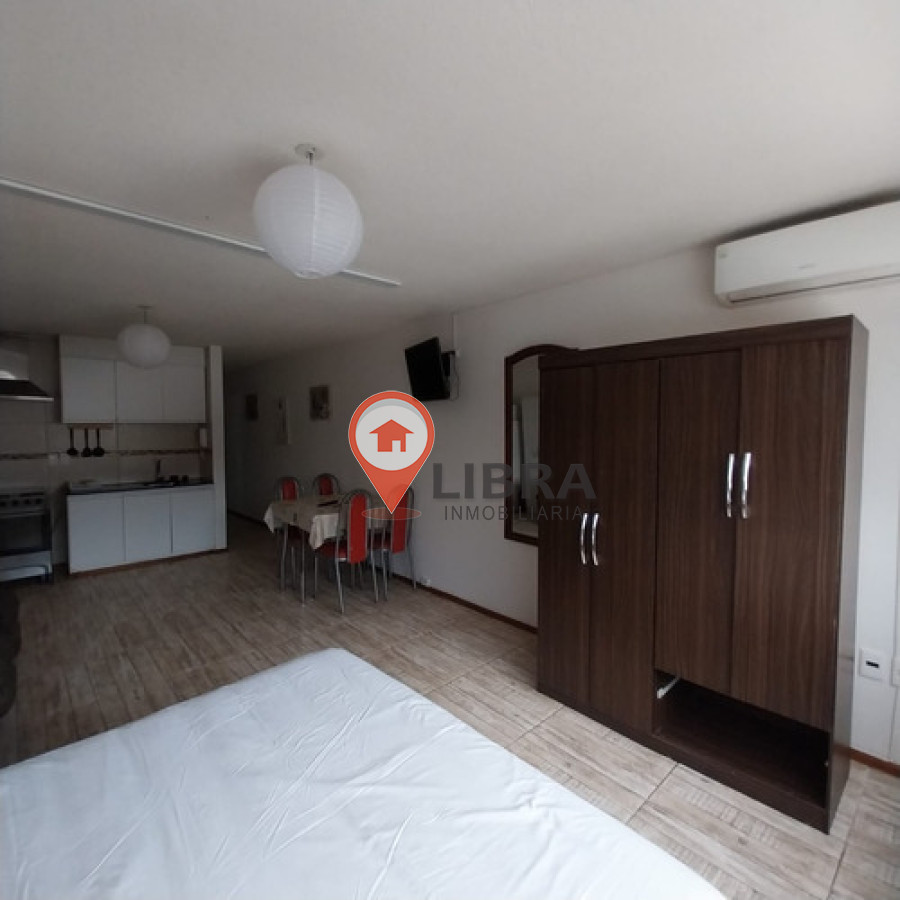 Apartamento ID.4477 - IMPERDIBLES! 3 MONOAMBIENTE Y UN GARAJE!!