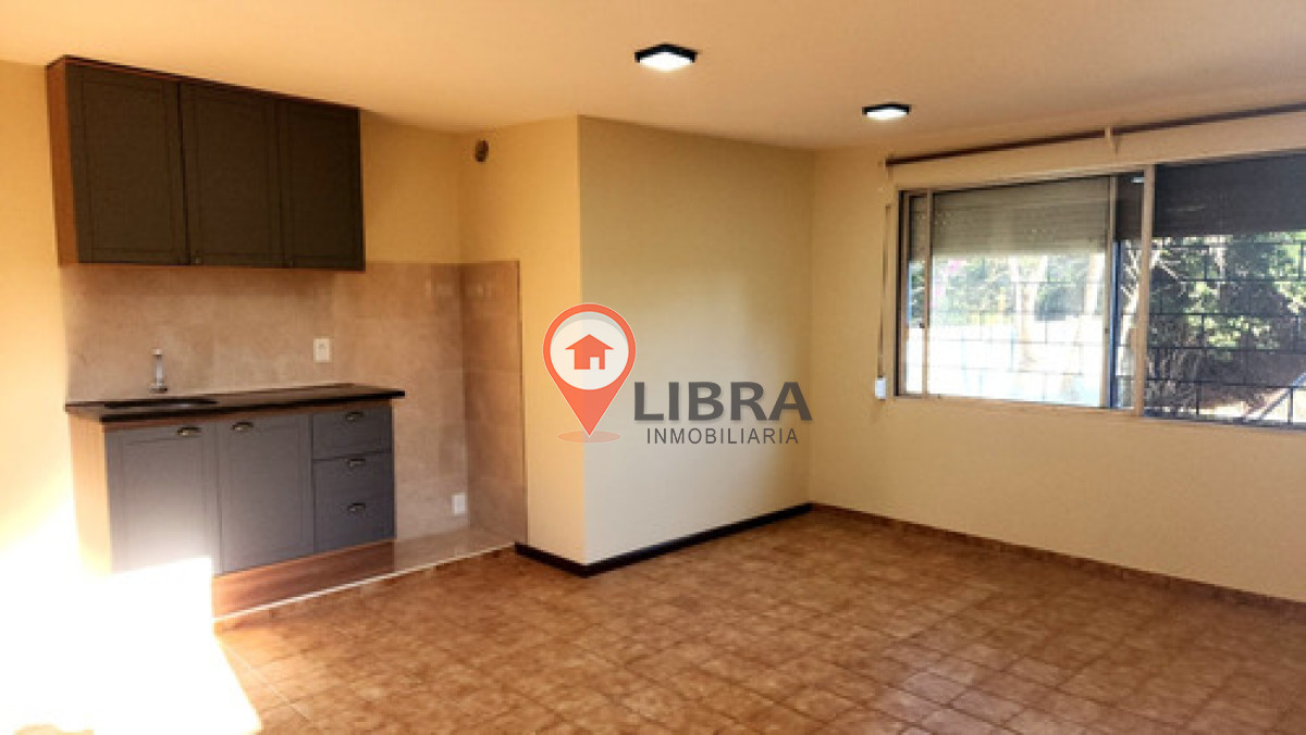 Apartamento ID.10144 - Alquiler Apartamento Tipo Casa 2 Dormitorios En La Teja