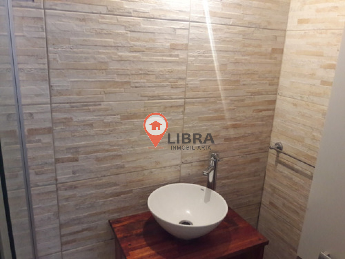 Apartamento ID.9027 - Alquiler Apartamento 2 Dormitorios Balcon Centro
