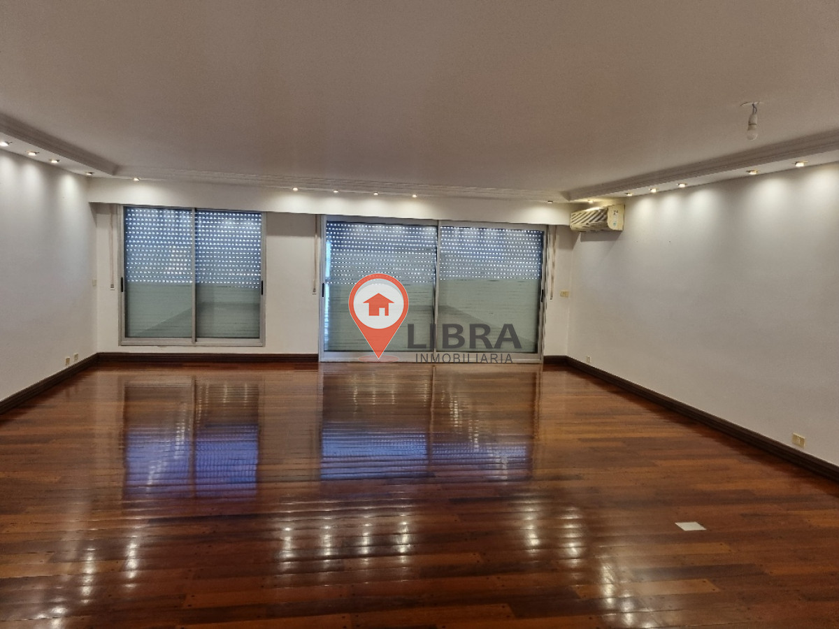 Apartamento ID.4980 - Apto Espectacular 3 Dormitorios 2 Cocheras Parrillero Buceo
