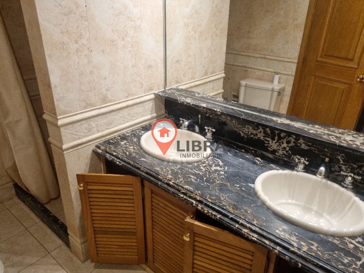 Apartamento ID.4980 - Apto Espectacular 3 Dormitorios 2 Cocheras Parrillero Buceo