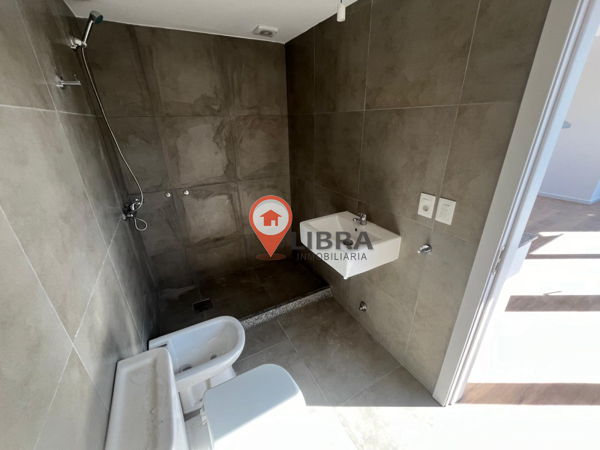 Apartamento ID.6572 - Venta Apartamento A Estrenar Centro 1 Dorm Terraza Parrilero