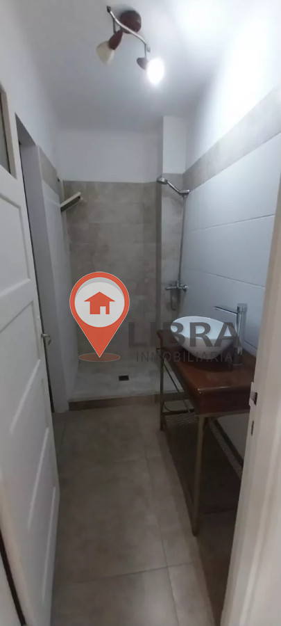 Apartamento ID.8986 - Alquiler Apartamento De 2 Dormitorios 2 Baños En Centro