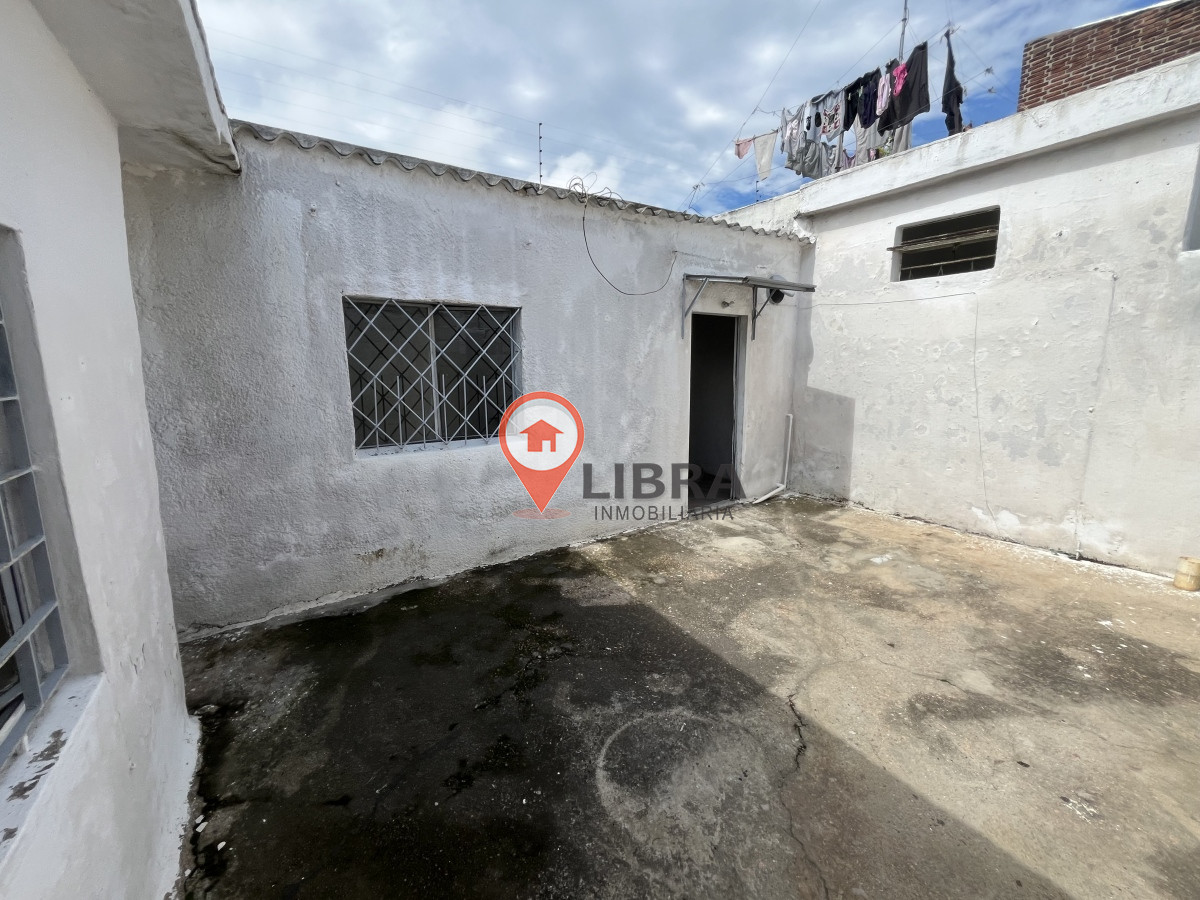 Apartamento ID.5085 - Rebajada ! Venta Casa con patio sin gastos comunes en Veracierto y Cno Carrasco!