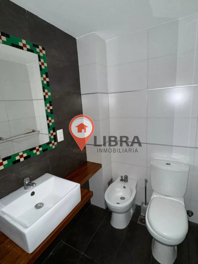Apartamento ID.6874 - Alquiler Apartamento De 1 Dormitorio Balcón Garaje Pocitos 