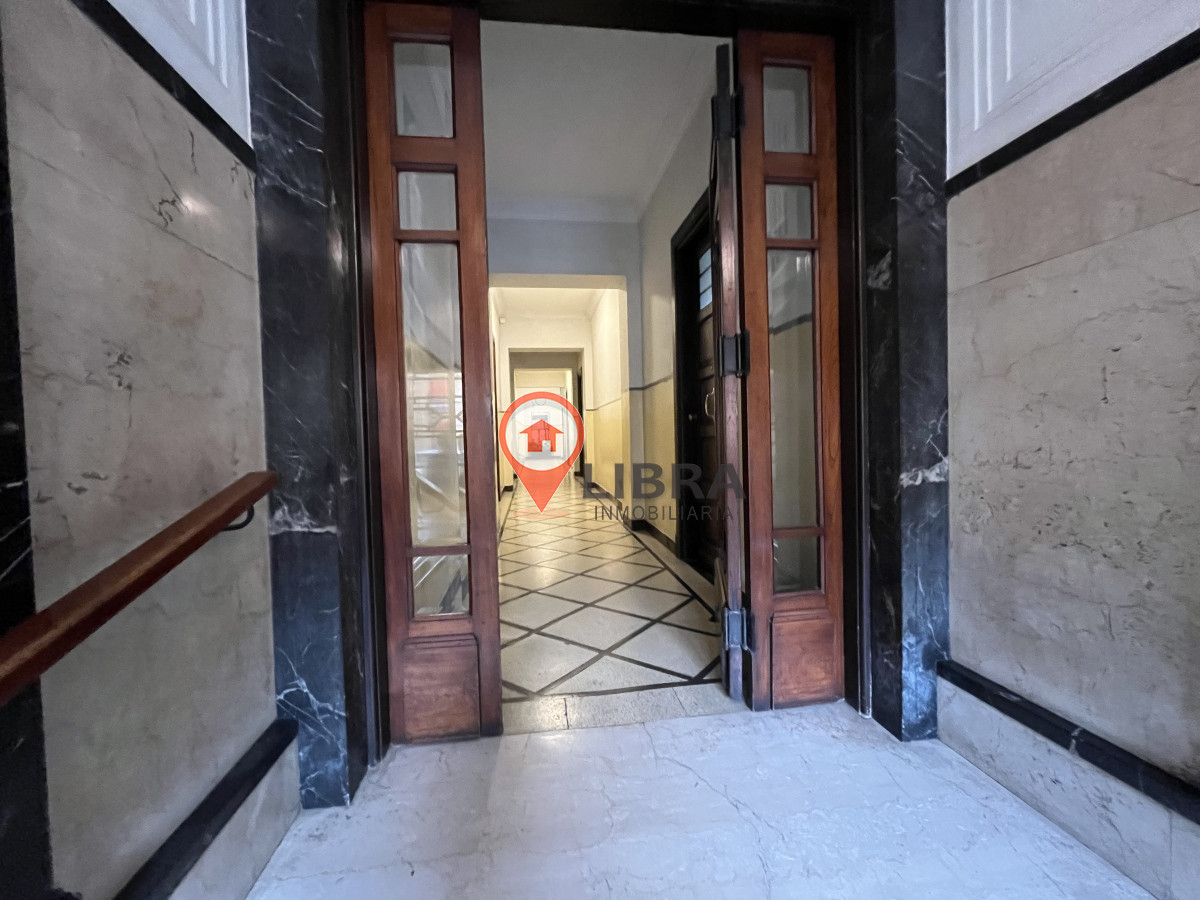 Apartamento ID.5184 - Casa En Venta. 4 Dormitorios 