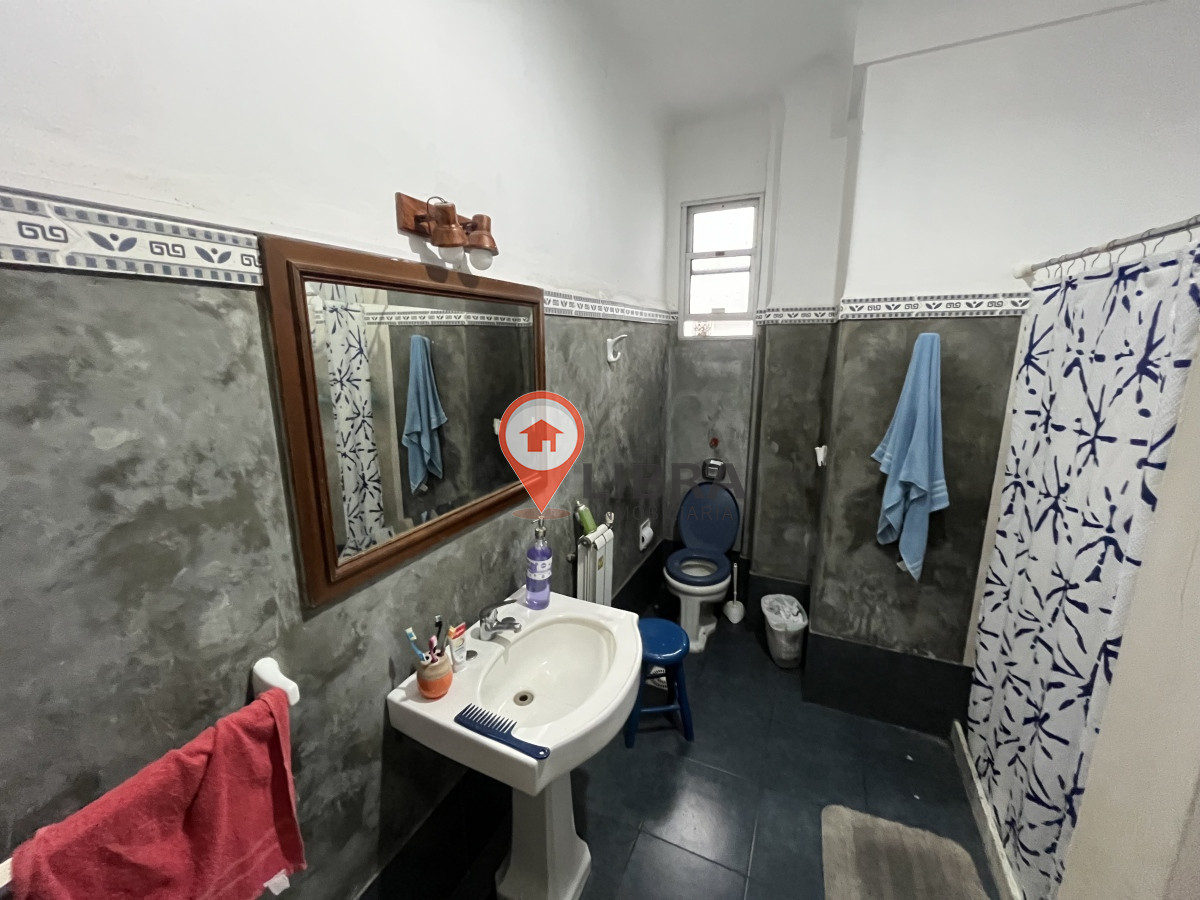 Apartamento ID.5184 - Casa En Venta. 4 Dormitorios 