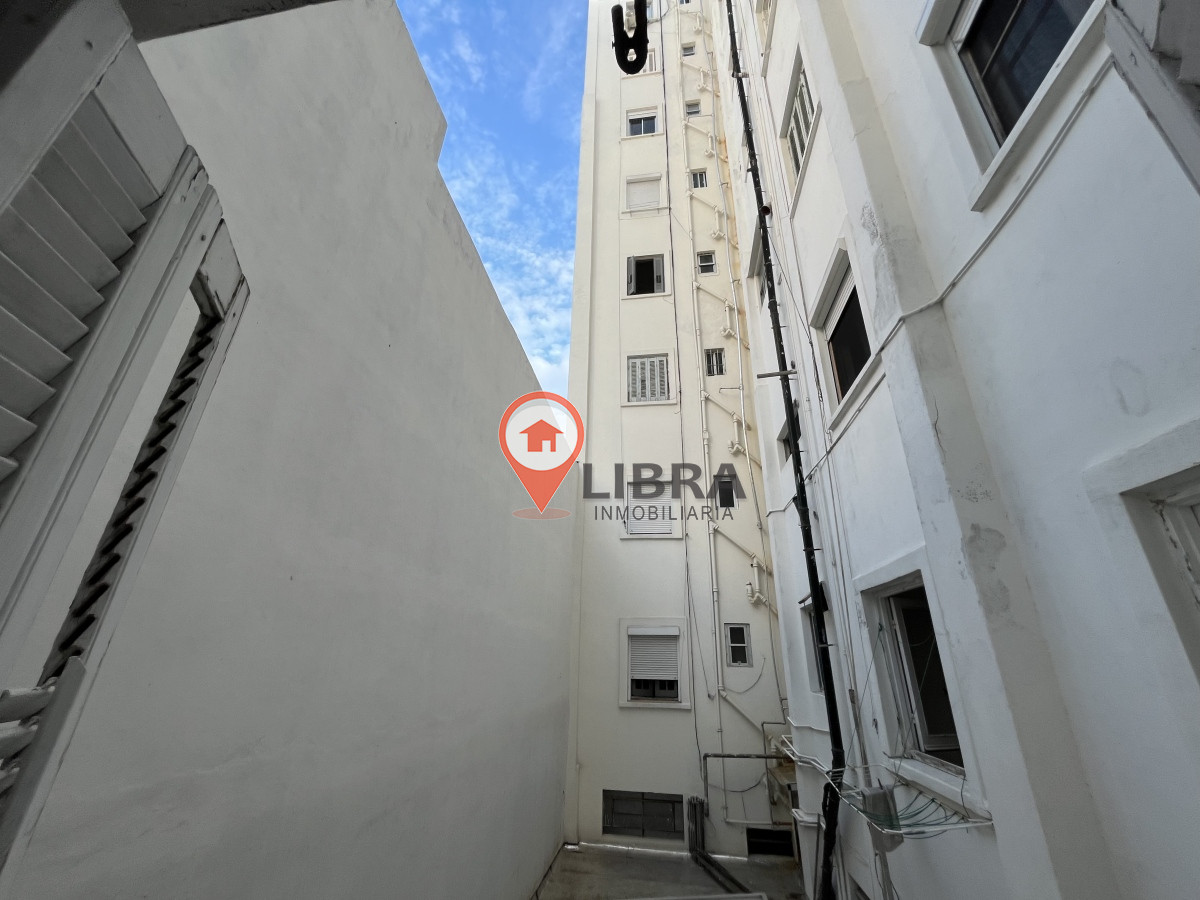 Apartamento ID.5184 - Casa En Venta. 4 Dormitorios 