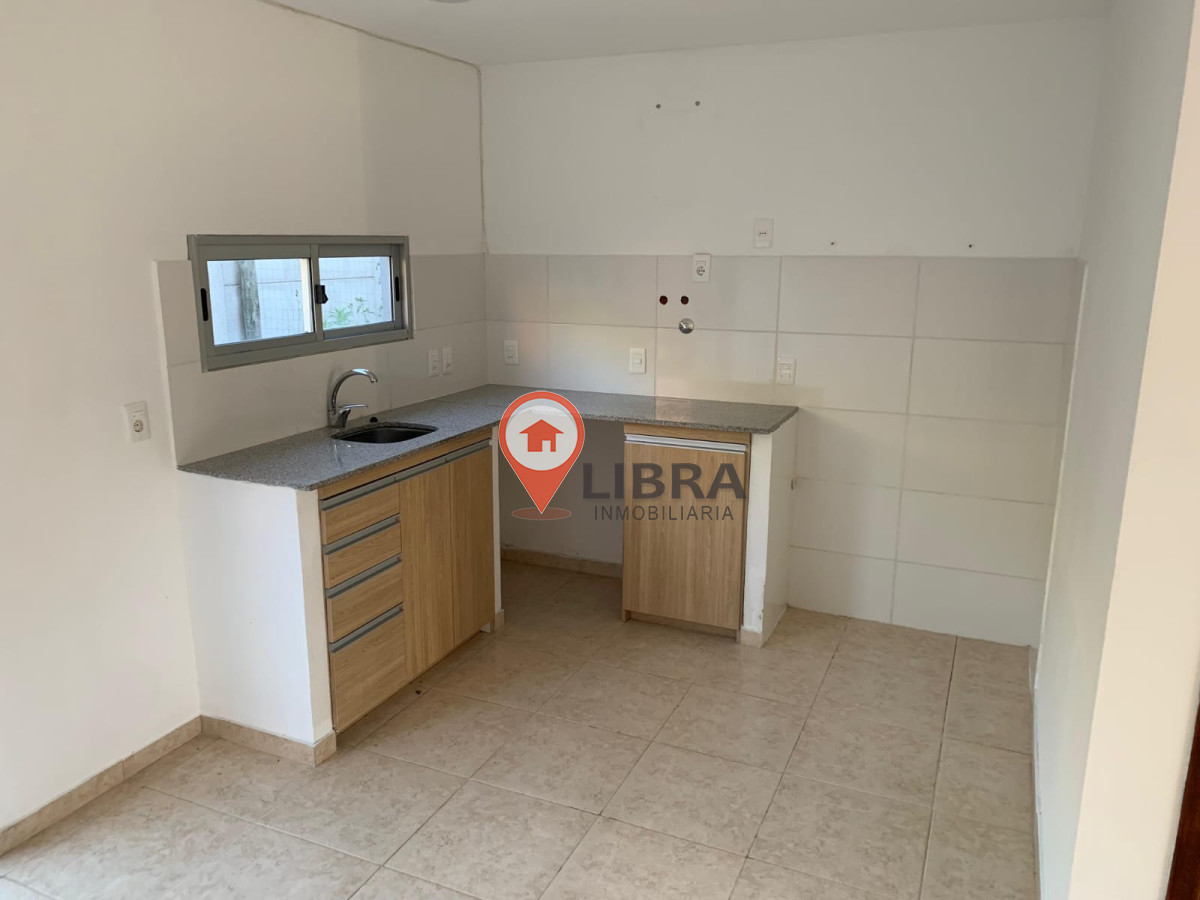 Apartamento ID.5564 - Alquiler Duplex 2 Dorm Balcón Patio Cochera Malvin Norte
