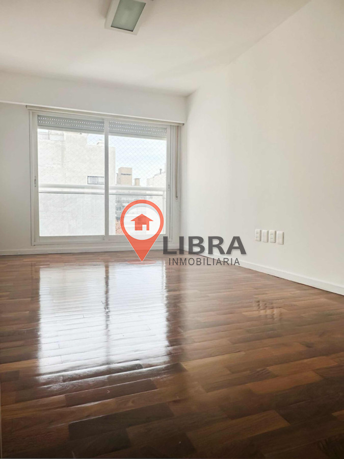 Apartamento ID.4757 - Alquiler Apto 2 Dorm 3 Baños Garage Terraza Punta Carretas