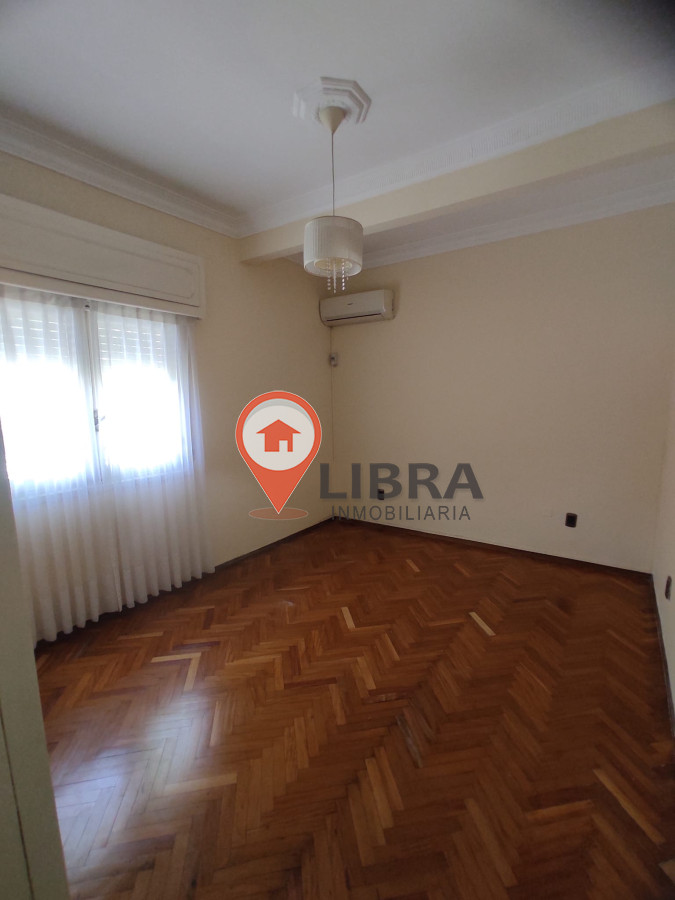 Apartamento ID.7732 - Hermoso Apartamento De 2 Dorm Con Patio y Lindo Jardin 