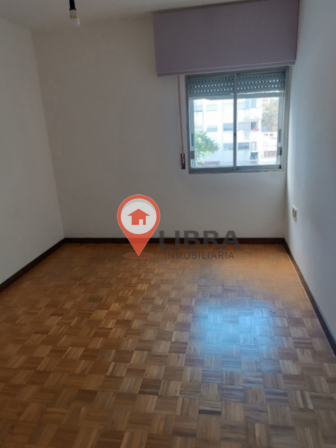 Apartamento ID.9188 - Venta De Excelente Apto 4 Dormitorios Garaje Punta Carretas