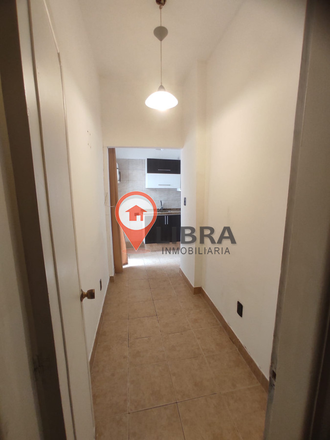 Apartamento ID.7732 - Hermoso Apartamento De 2 Dorm Con Patio y Lindo Jardin 