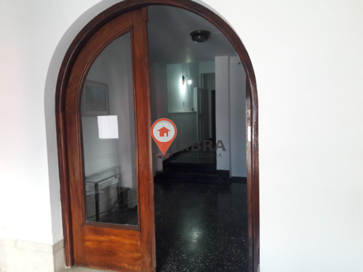 Apartamento ID.9027 - Alquiler Apartamento 2 Dormitorios Balcon Centro