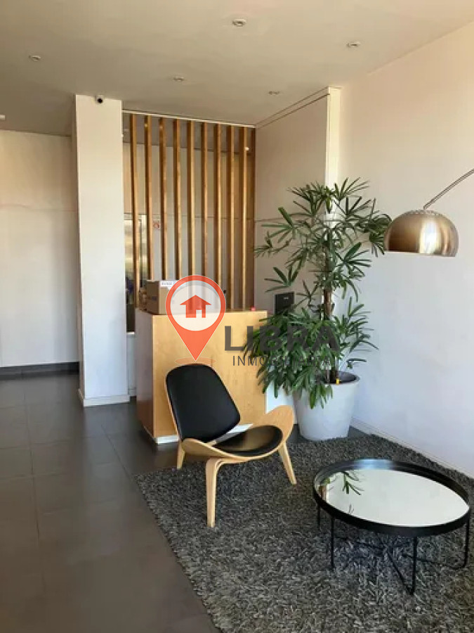 Apartamento ID.9880 - Hermoso Apartamento De 2 Dorm En Centro 