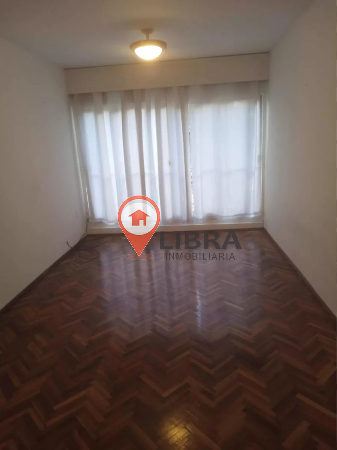 Apartamento ID.8681 - Alquiler Apartamento 2 Dormitorios Amplio Y Luminoso Centro