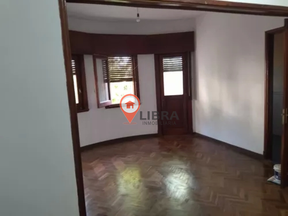 Apartamento ID.4514 - Apto Céntrico Cómodo 2 Dormitorios Ambiente Muy Tranquilo