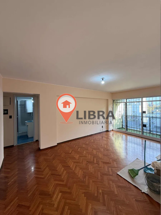 Apartamento ID.9600 - Hermoso Apartamento De 2 Dorm En Centro