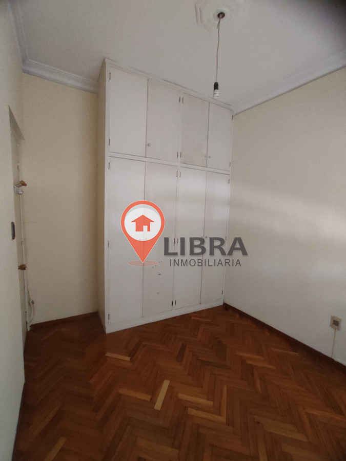 Apartamento ID.7732 - Hermoso Apartamento De 2 Dorm Con Patio y Lindo Jardin 