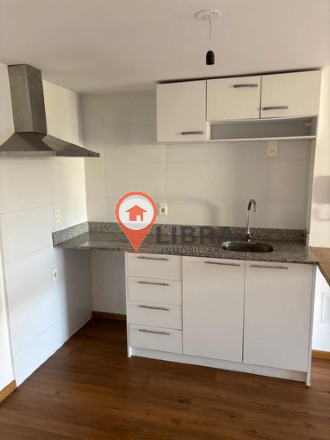 Apartamento ID.9573 - Alquiler Espectacular Apartamento De 1 Dormitorio Con Cochera En Parque Rodó