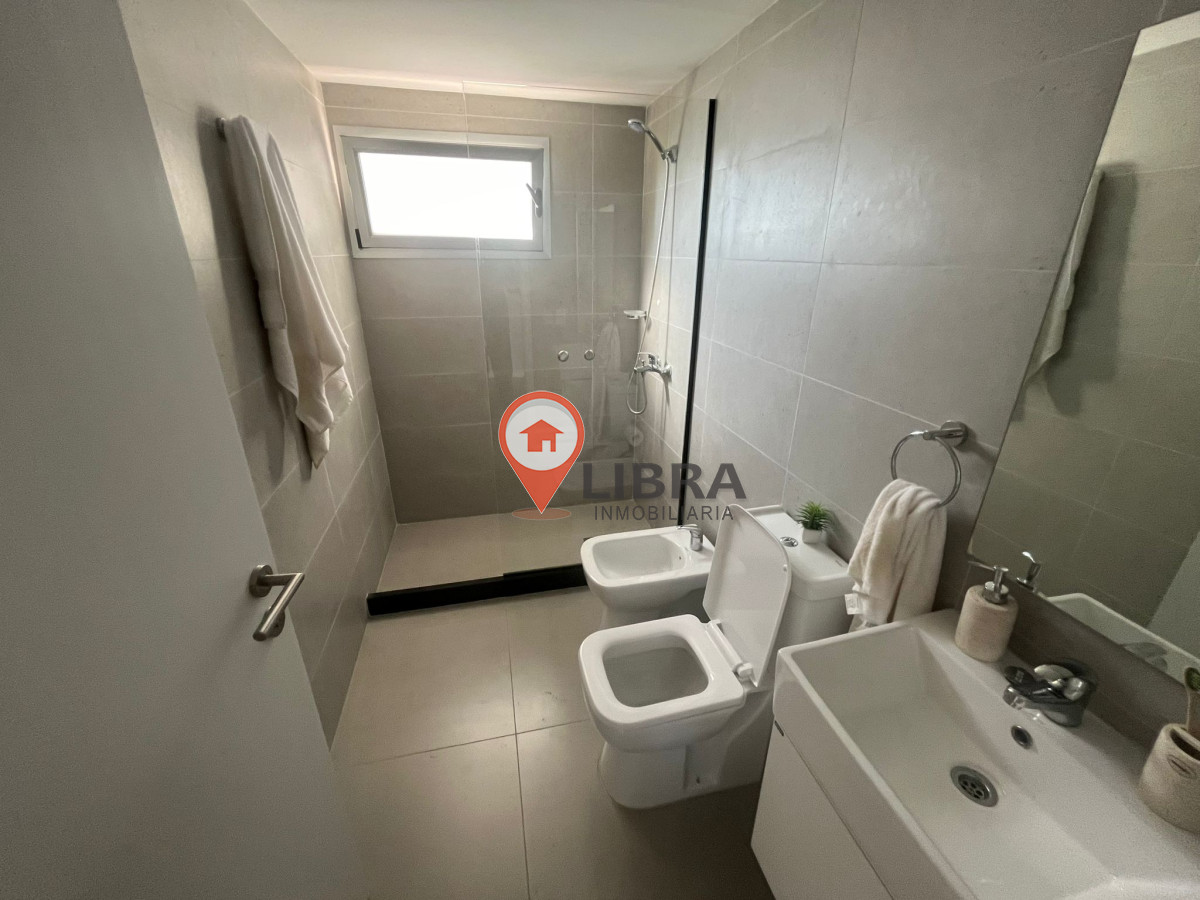 Apartamento ID.6639 - Venta Apartamento 2 Dormitorios Terraza Centro