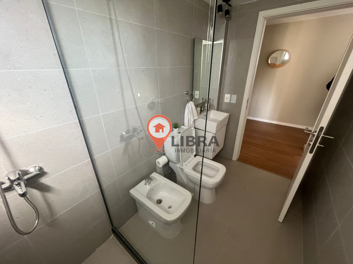 Apartamento ID.6639 - Venta Apartamento 2 Dormitorios Terraza Centro