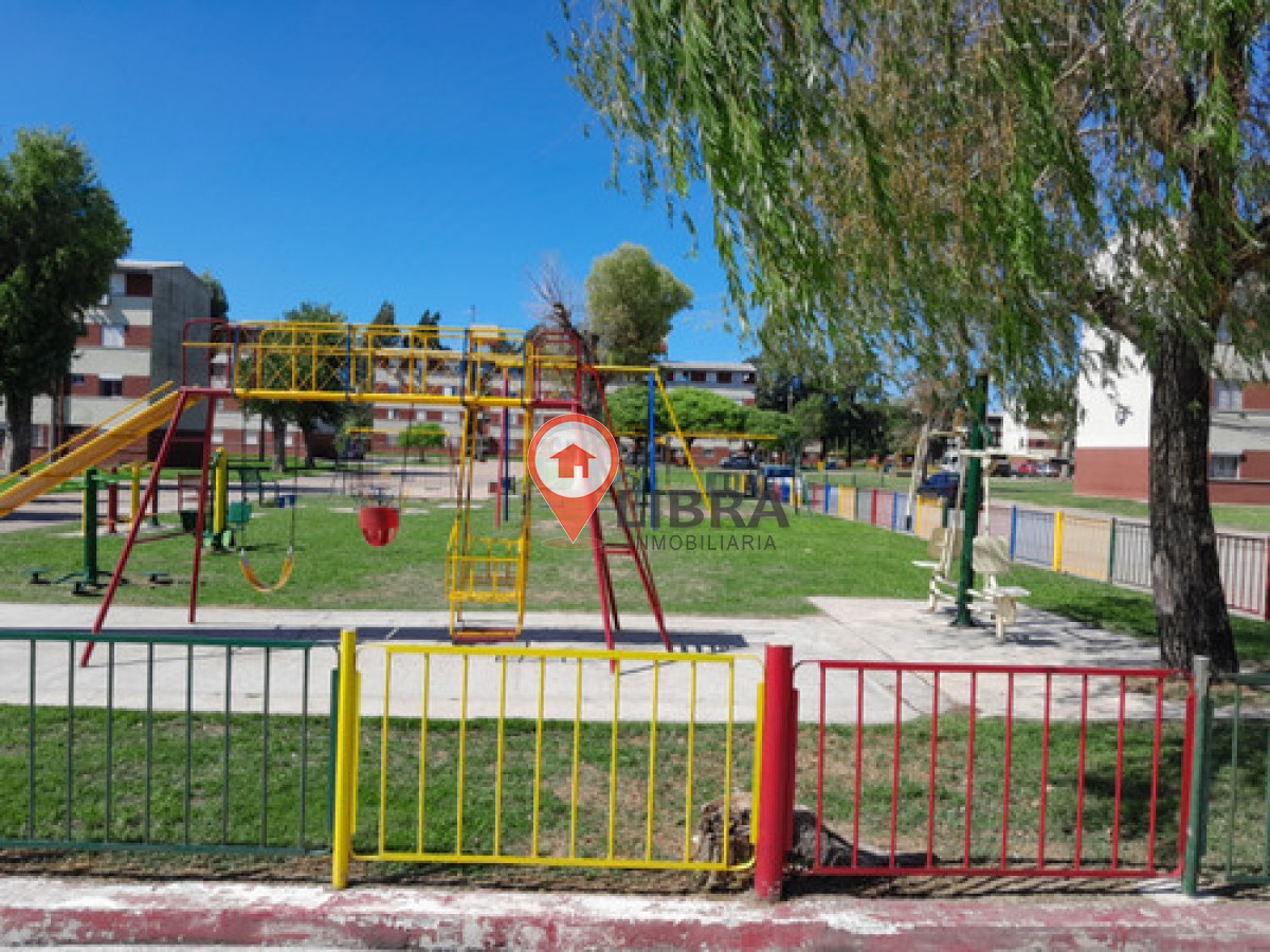 Apartamento ID.9743 - Alquiler Apartamento 2 Dormitorios En Mercado Modelo
