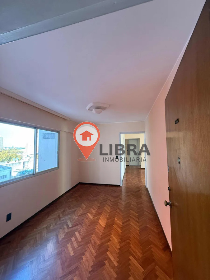 Apartamento ID.9600 - Hermoso Apartamento De 2 Dorm En Centro
