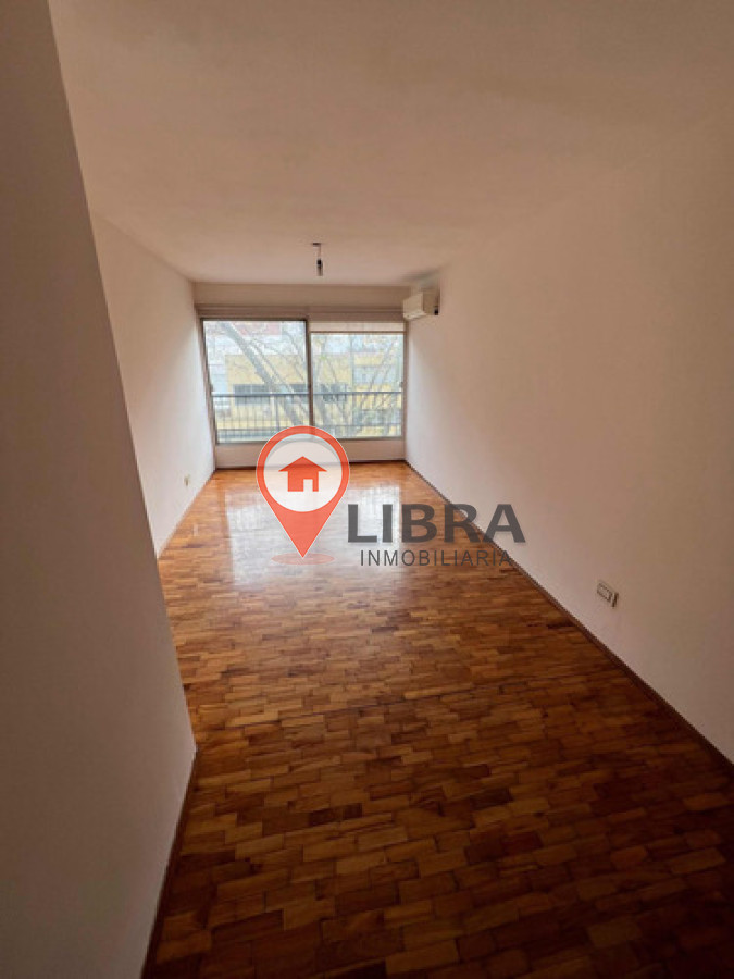 Apartamento ID.10135 - Alquiler apartamento 2 dormitorios y balcón en Palermo