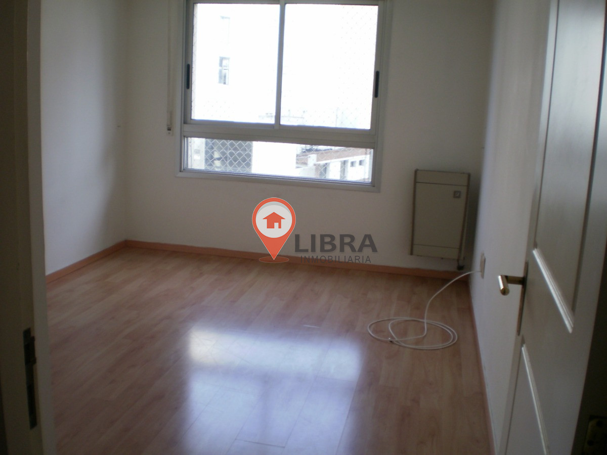 Apartamento ID.4150 - Alquiler Apartamento 2 Dormitorios Balcón Tres Cruces